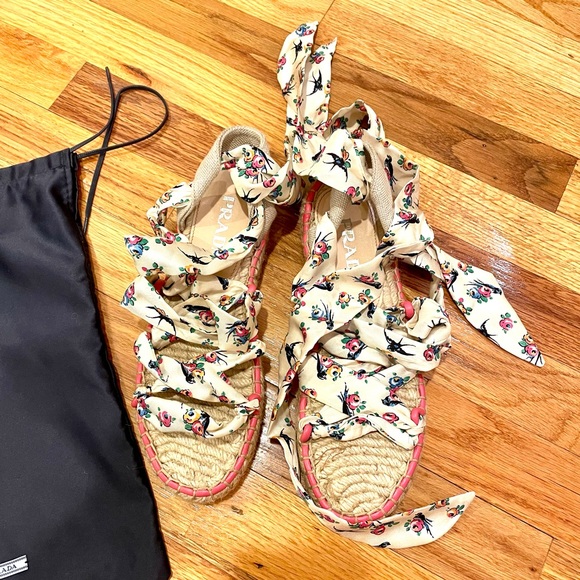 PRADA LACE UP SANDALS WITH BOX SIZE 38 - Picture 1 of 16